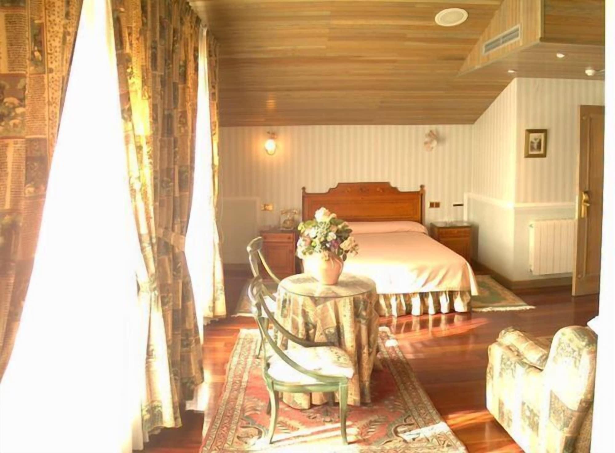 My Rooms City Hotel Camino De Santiago Los Tomillares Exterior foto